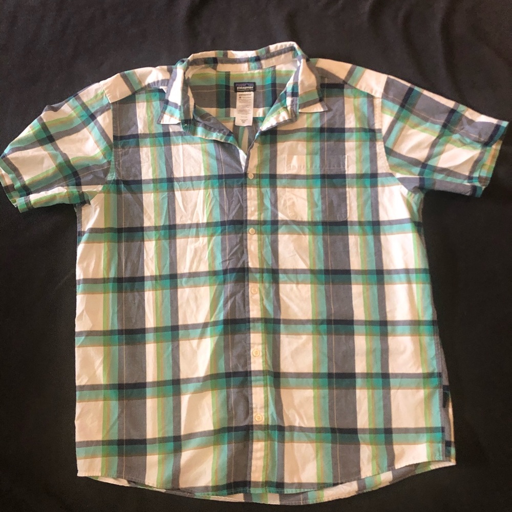 Men’s Patagonia collared dress shirt